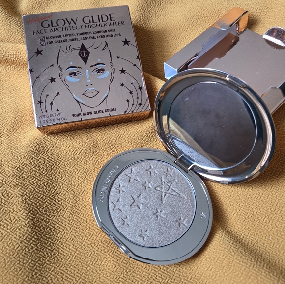 Charlotte Tilbury Glow Glide Face Architect Highlighter BRONZE GLOW - Picture 3 of 7